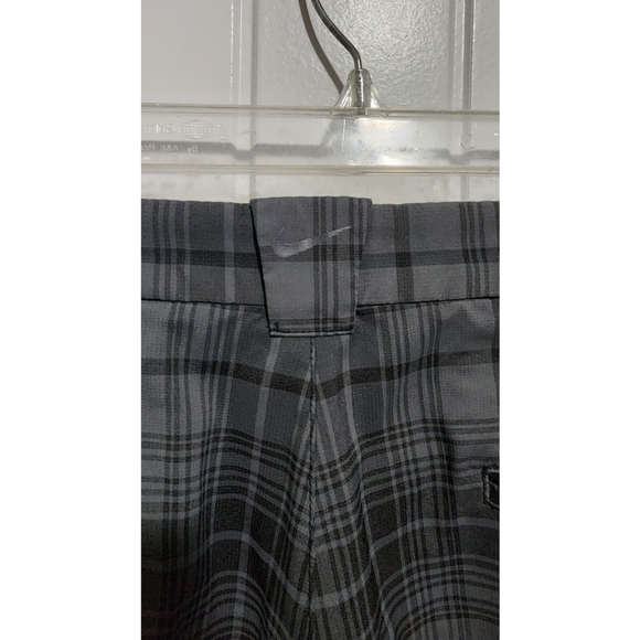 Mens Nike golf performance shorts Size 38 gray and black plaid - Picture 3 of 4